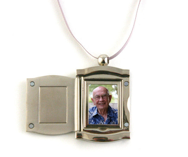 Engravable Silver Frame Pendant