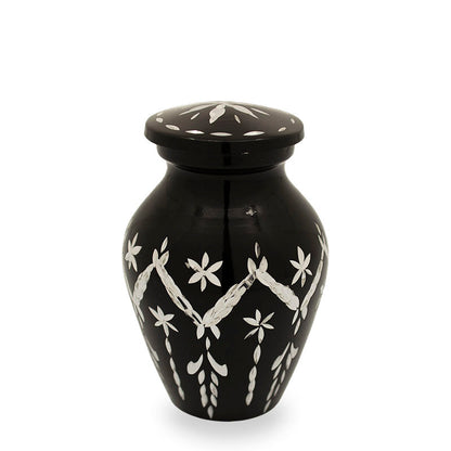 Black Garland Drop Cremation Keepsake